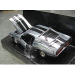 Shelby Collectibles  1967 Shelby GT500E Eleanor 1/64